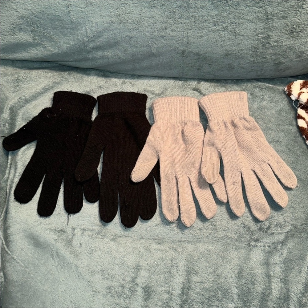 Black and Gray Knit Gloves Set one size fits most